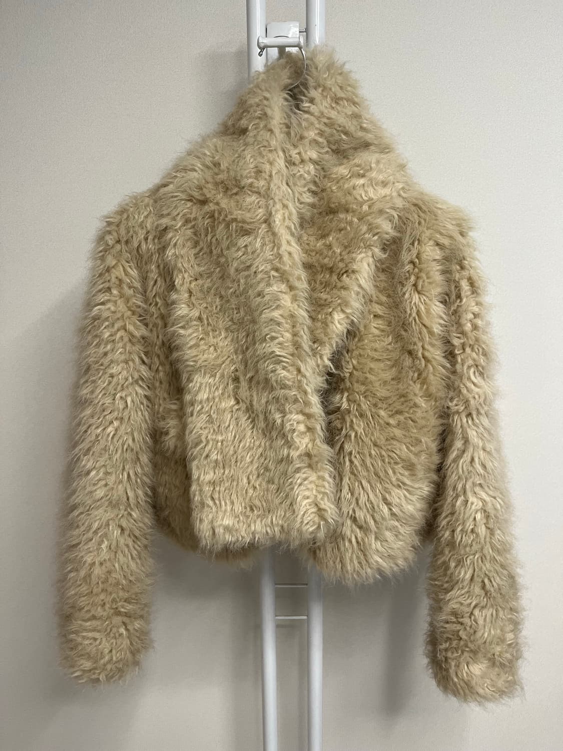 <정가 49만 8000원> 분더캄머 에코퍼 크롭 자켓 상품이미지3