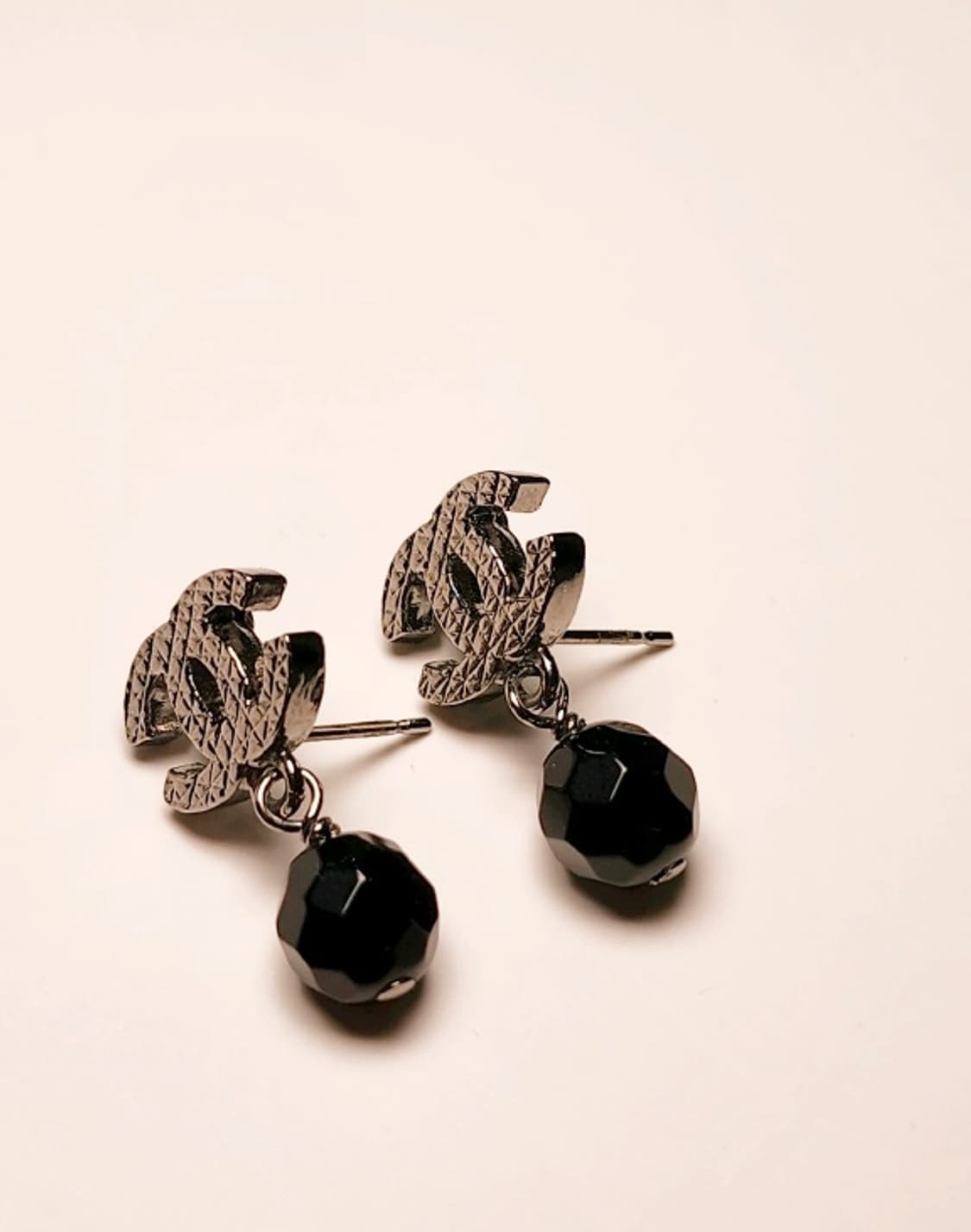 샤넬 CC로고 볼 드롭 귀걸이 상품이미지3