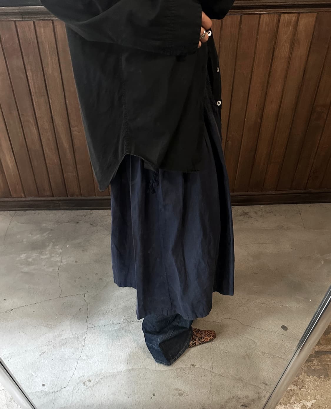 ISSEY MIYAKE ME navy smocked skirt 상품이미지3