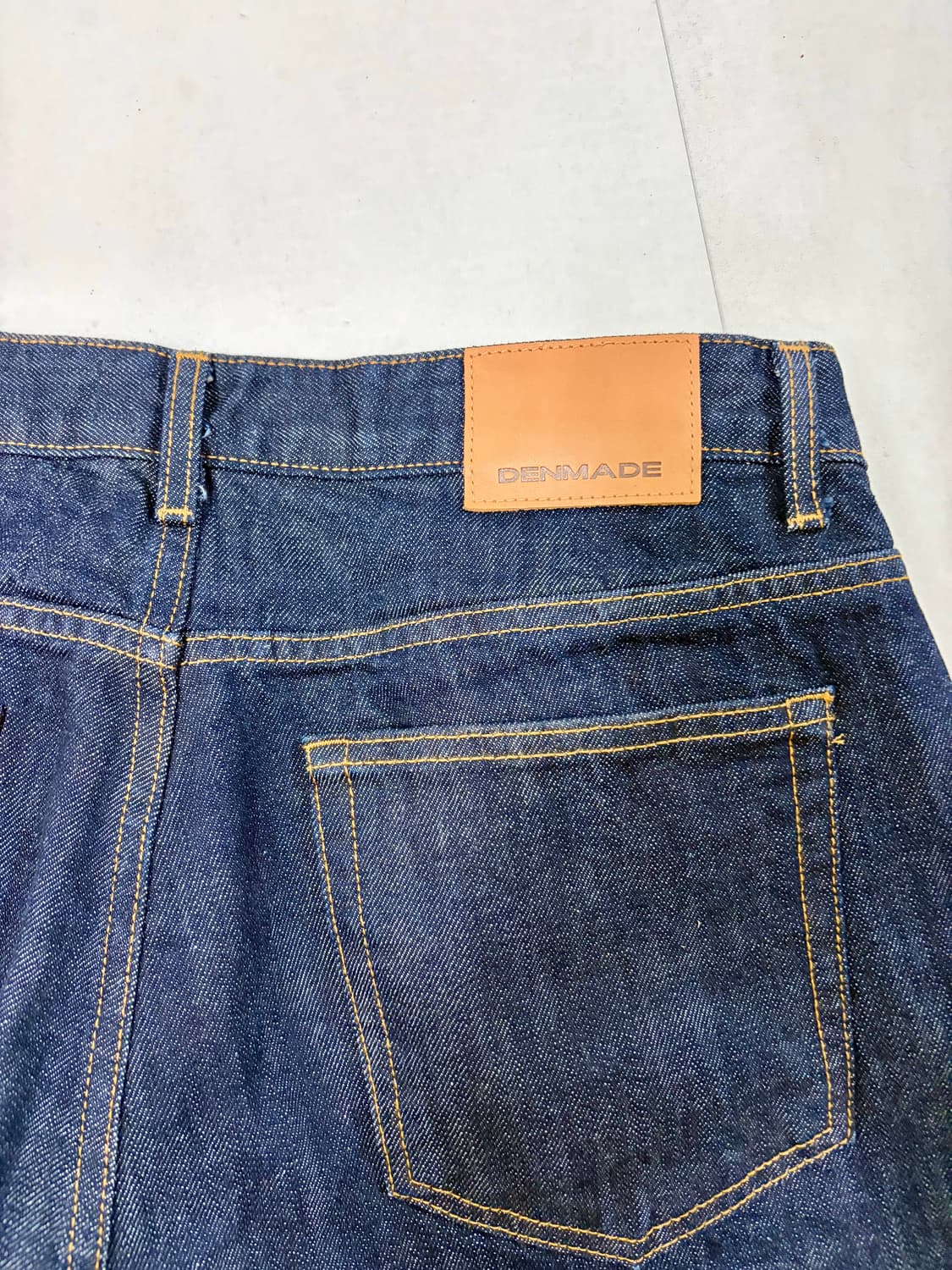 덴메이드 미드 인디고 셀비지 와이드핏 데님 상품이미지3