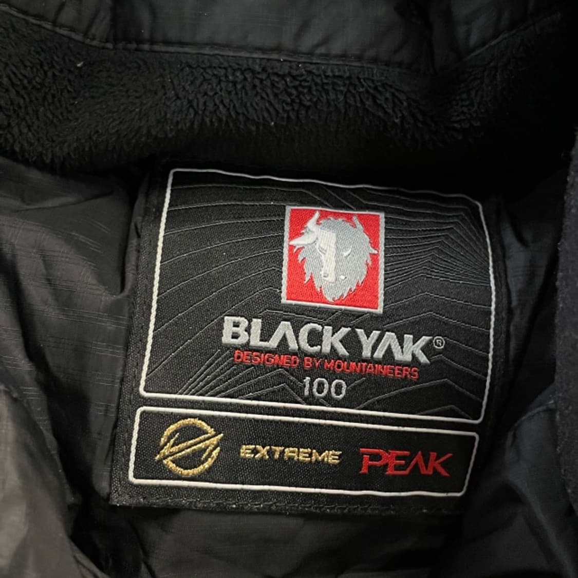 100 블랙야크 패딩 상품이미지3