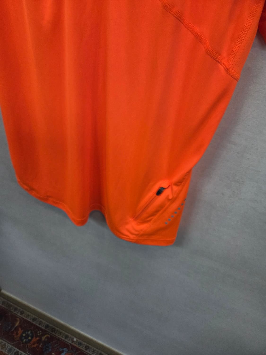 아식스 모션드라이 기능성 러닝반팔 L 상품이미지4