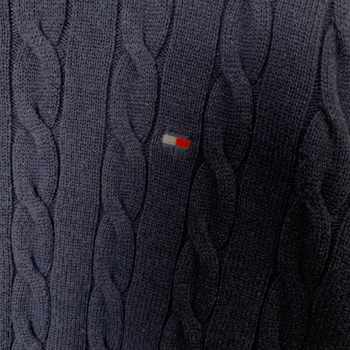 타미힐피거 네이비 꽈배기 니트 상품이미지3