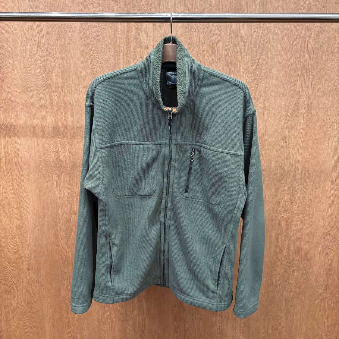 파타고니아 하이넥 신칠라 플리스 집업 지퍼 포켓 디테일 레귤러핏 카키 상품이미지2