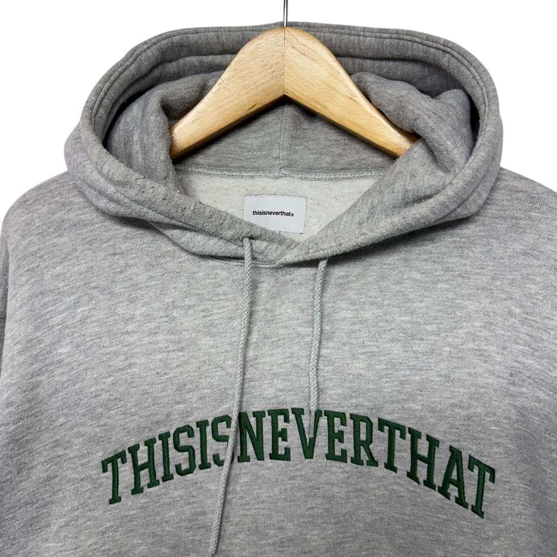 디스이즈네버댓 자수로고 후드티 상품이미지2