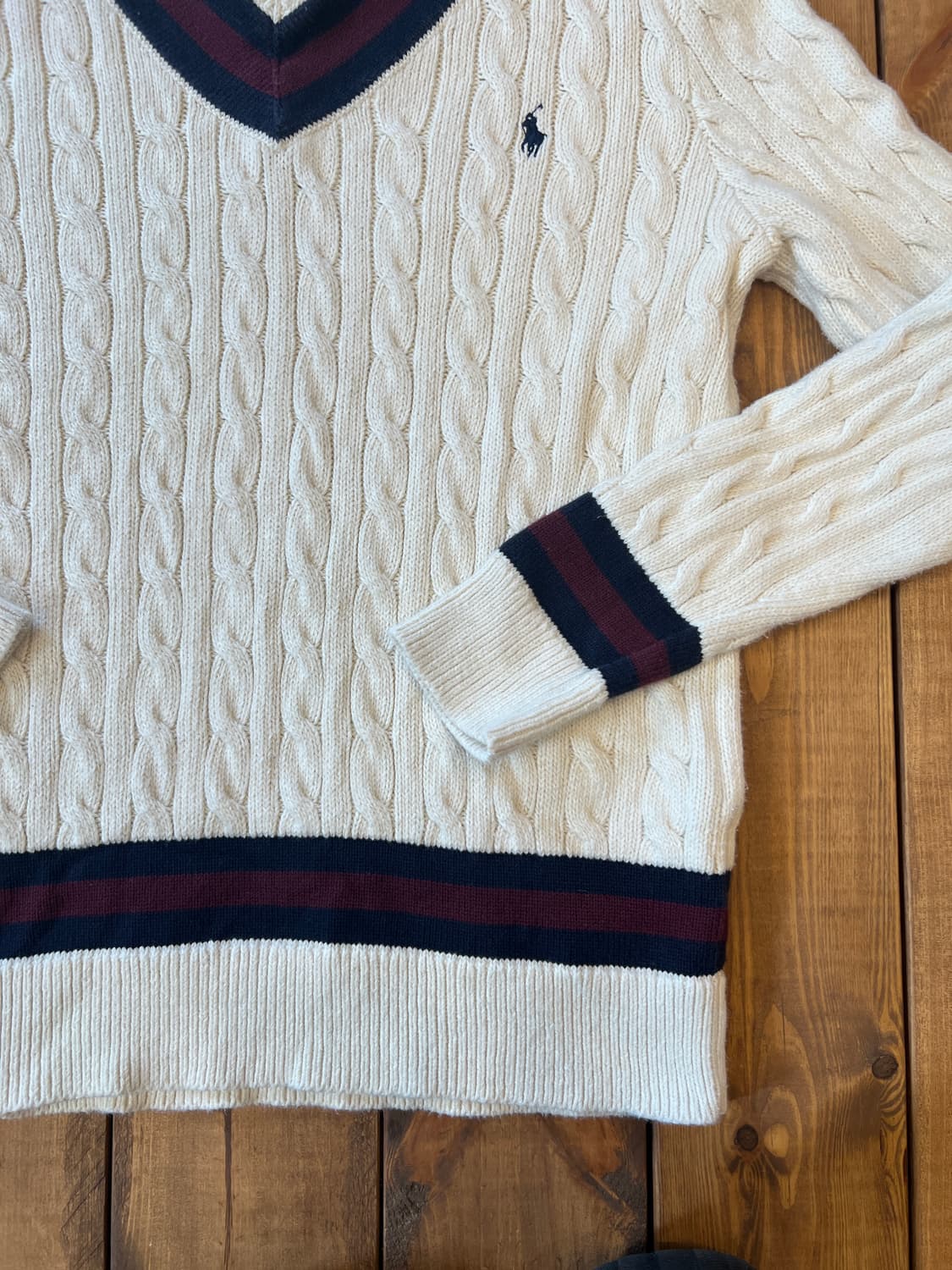 폴로 브이넥 꽈배기 니트 상품이미지9