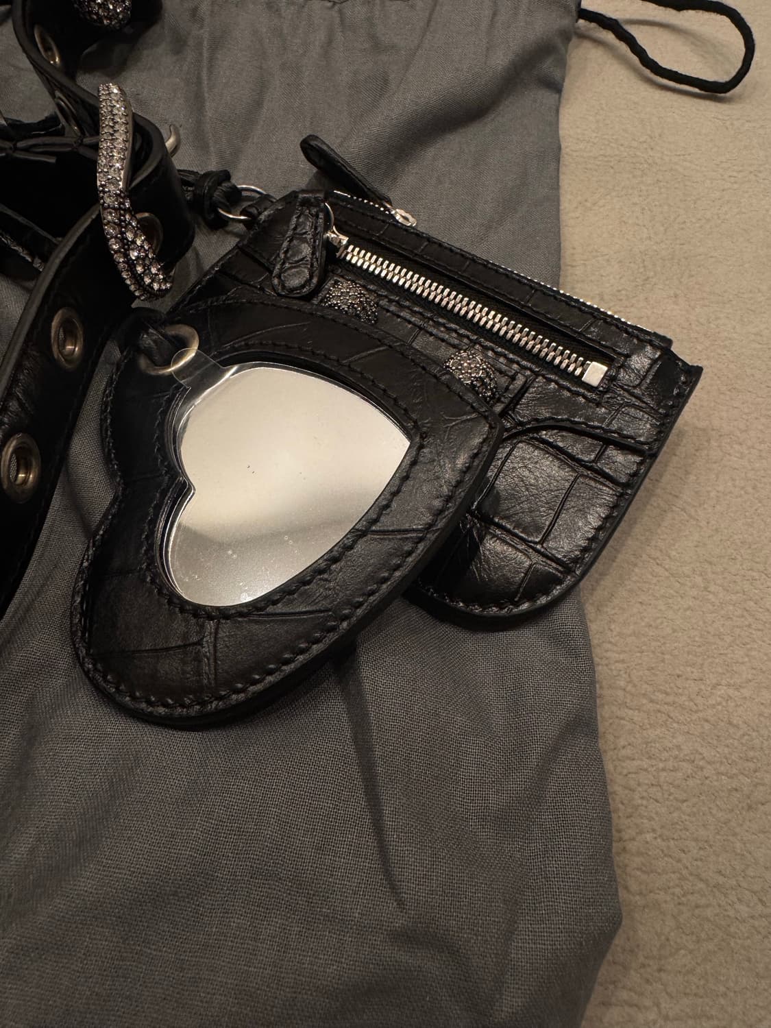 발렌시아가 르카골 XS 크리스탈(라인스톤) 블랙 숄더백 상품이미지3