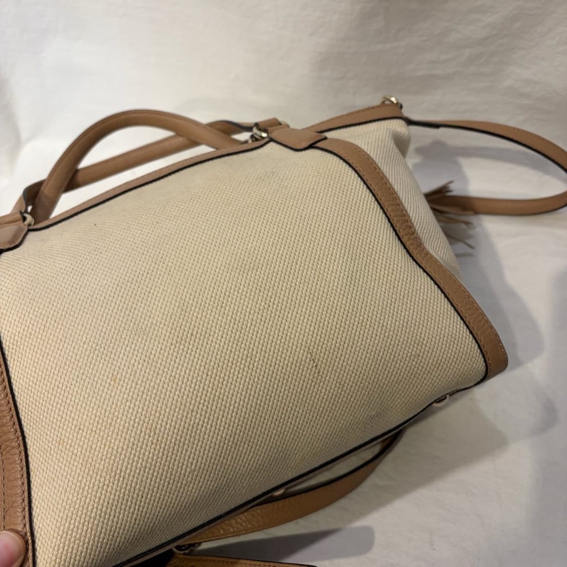 구찌 엠보스 소호 캠버스 투웨이 가방 상품이미지5