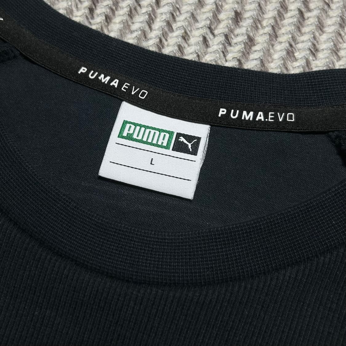 [L] Puma 푸마 검/흰 베이직 사이드라인 맨투맨 상품이미지4