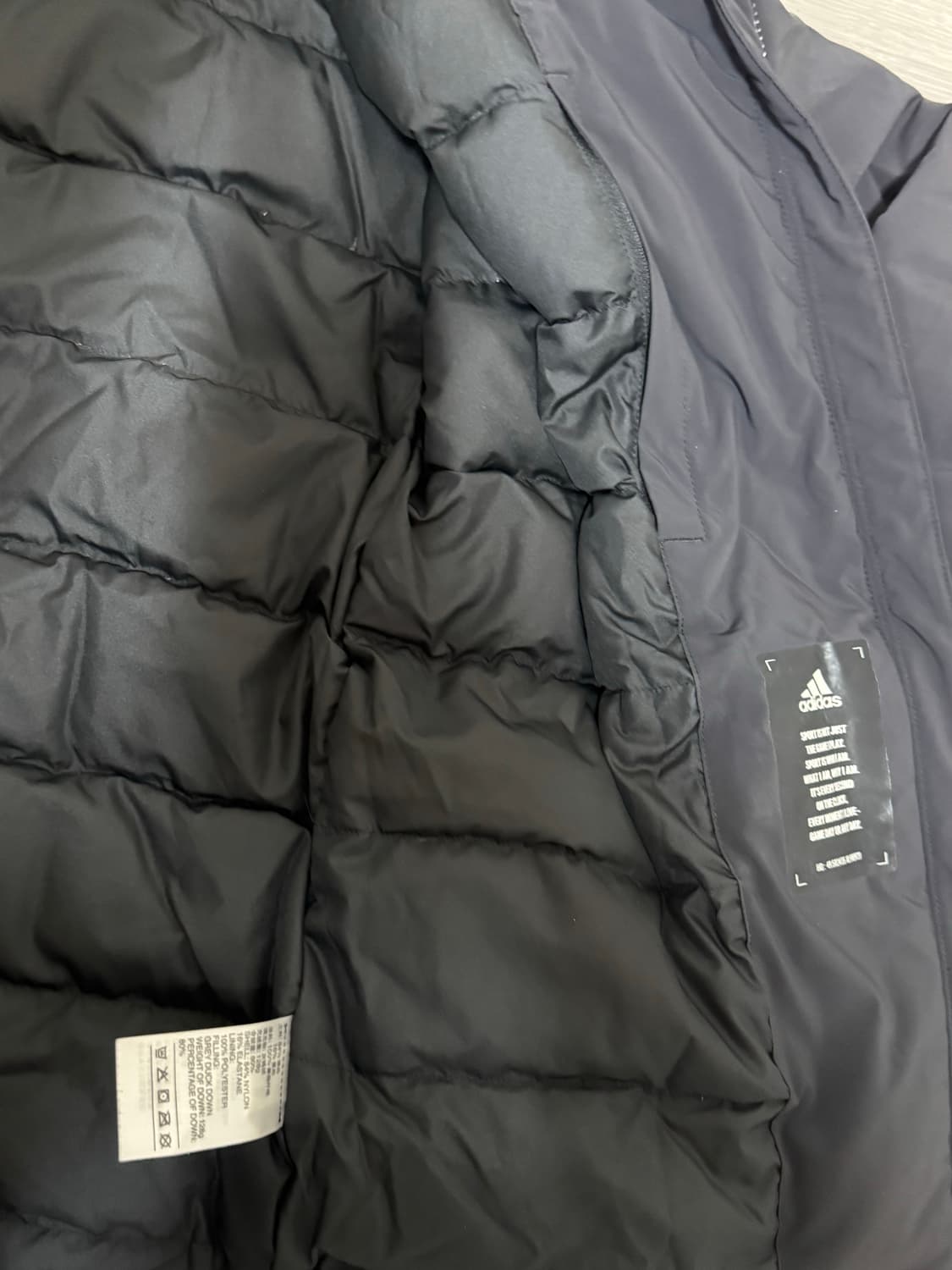 아디다스 패딩 M 상품이미지3