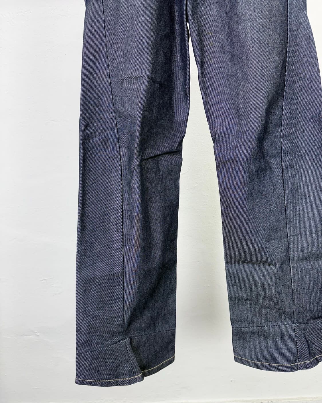 리바이스 엔지니어드 00s 레그 트위스트 데님 팬츠 상품이미지4