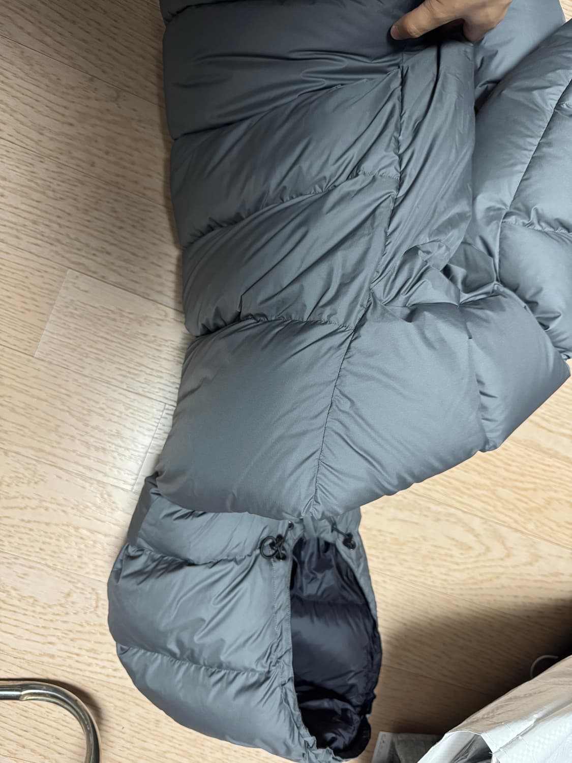 XL) 페더드프렌즈 헬리오스 후드 신더 25fw 상품이미지2