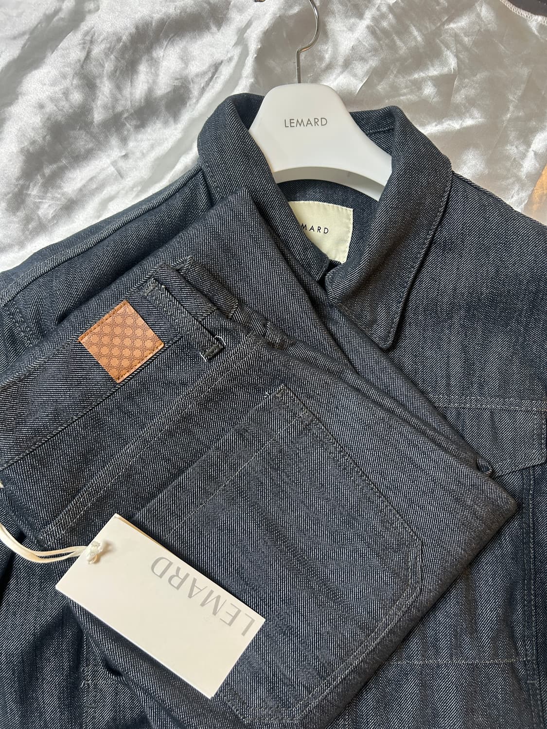 르마드 세미오버 패치 셋업 트러커 자켓 / 데님바지 상품이미지1