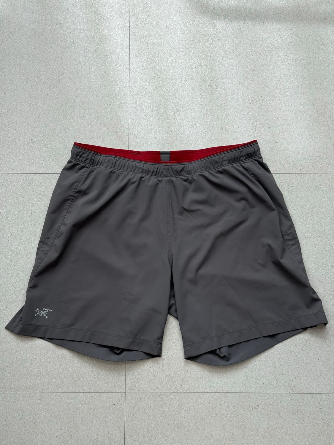 아크테릭스 노반 7“ 러닝 팬츠 그레이 M사이즈 상품이미지1