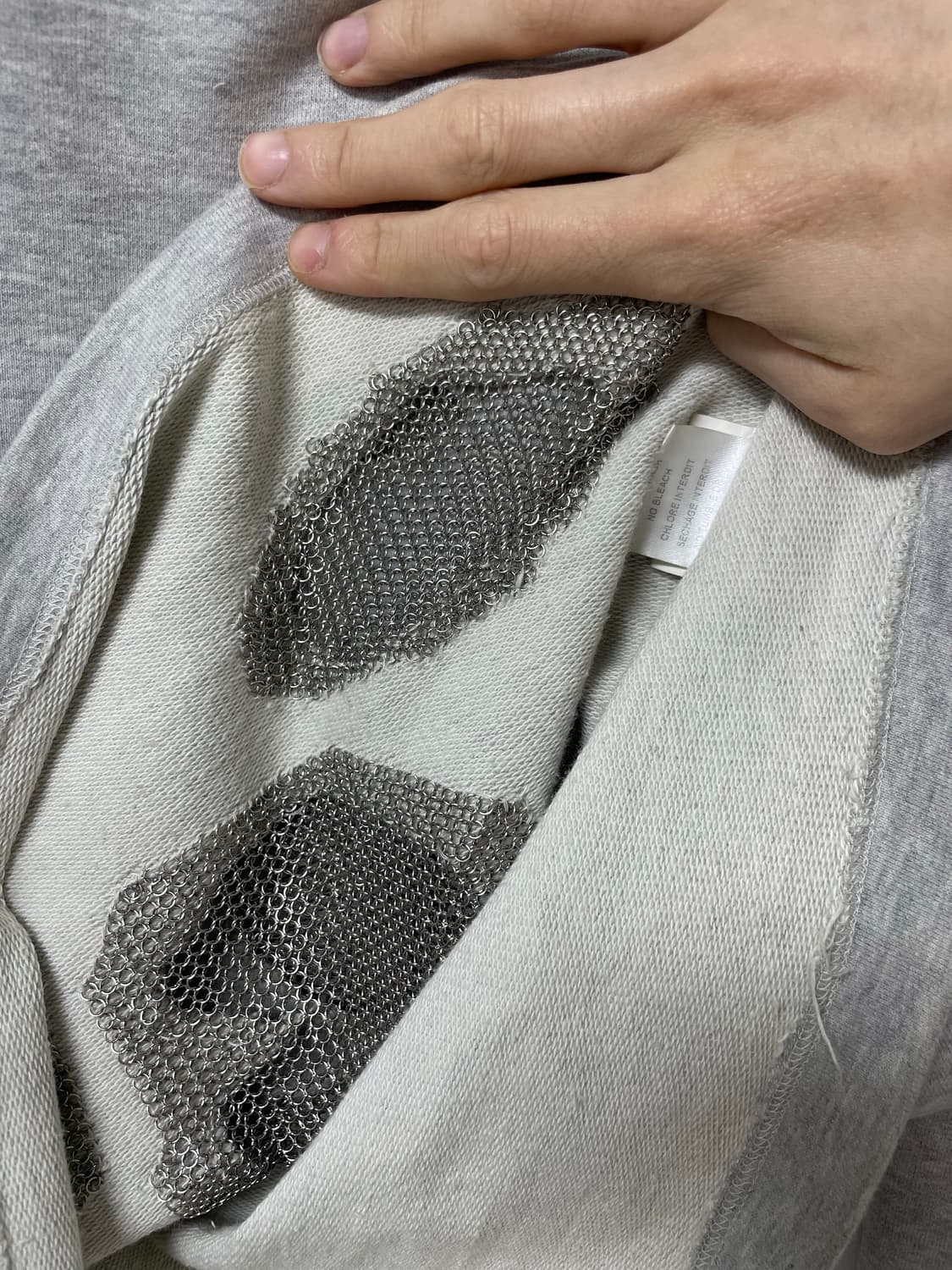 발망 10ss 체인 탑 롱슬리브 상품이미지4