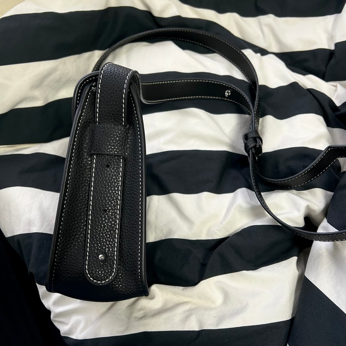 두마로 스티치 스코프백 상품이미지3