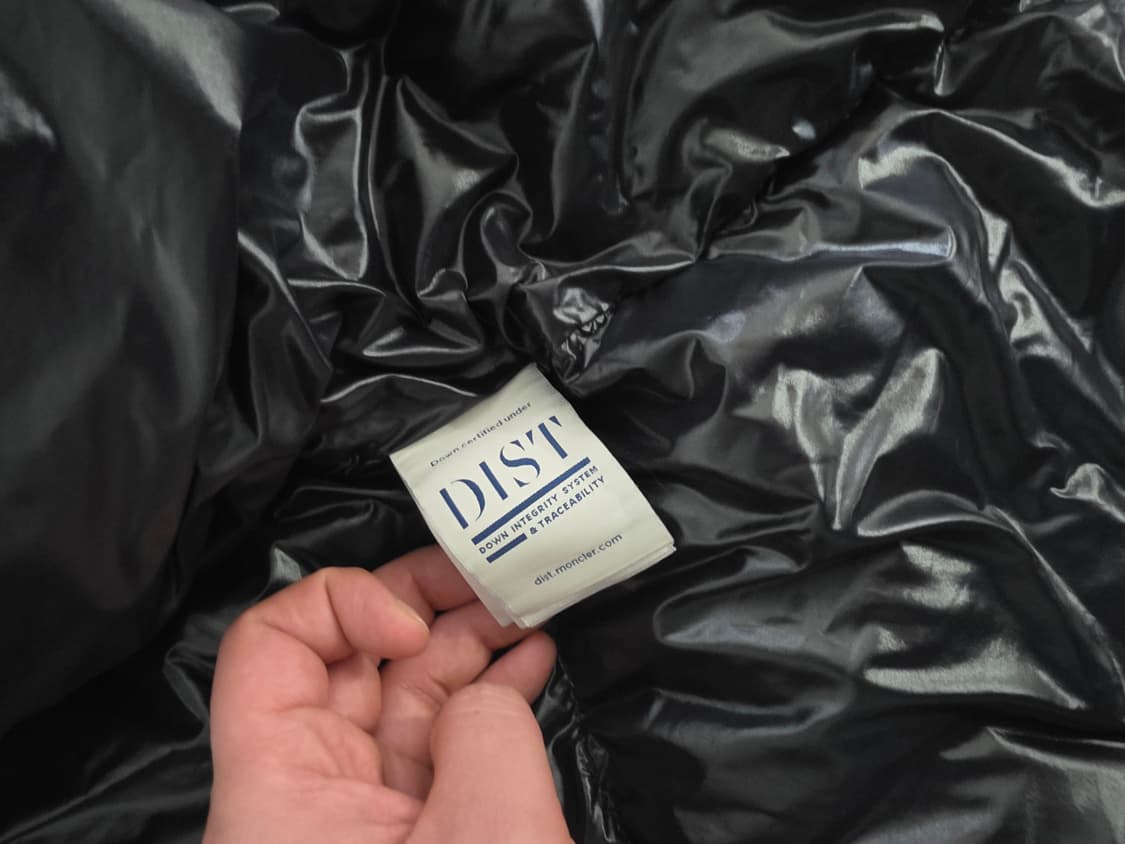 몽클레어 몽클라 6사이즈 판매합니다. 상품이미지4