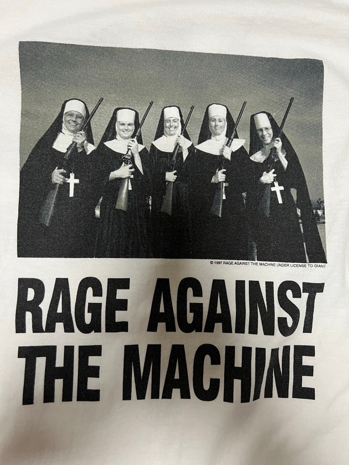 90s 빈티지 ratm 수녀 밴드티 XL사이즈 상품이미지3