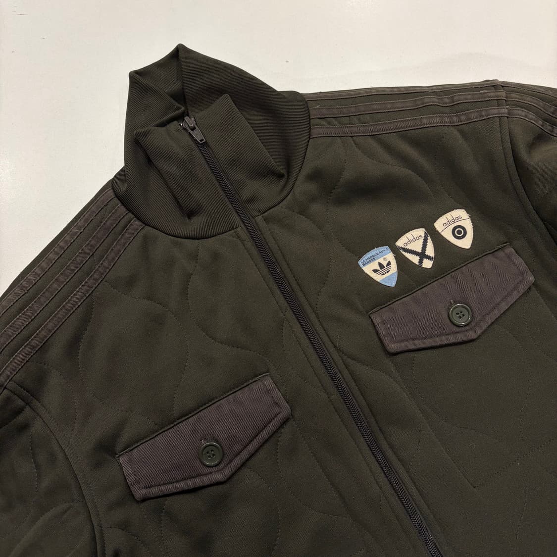[105] 00s 아디다스 퀼팅 트랙탑 자켓 카키 B465 상품이미지3