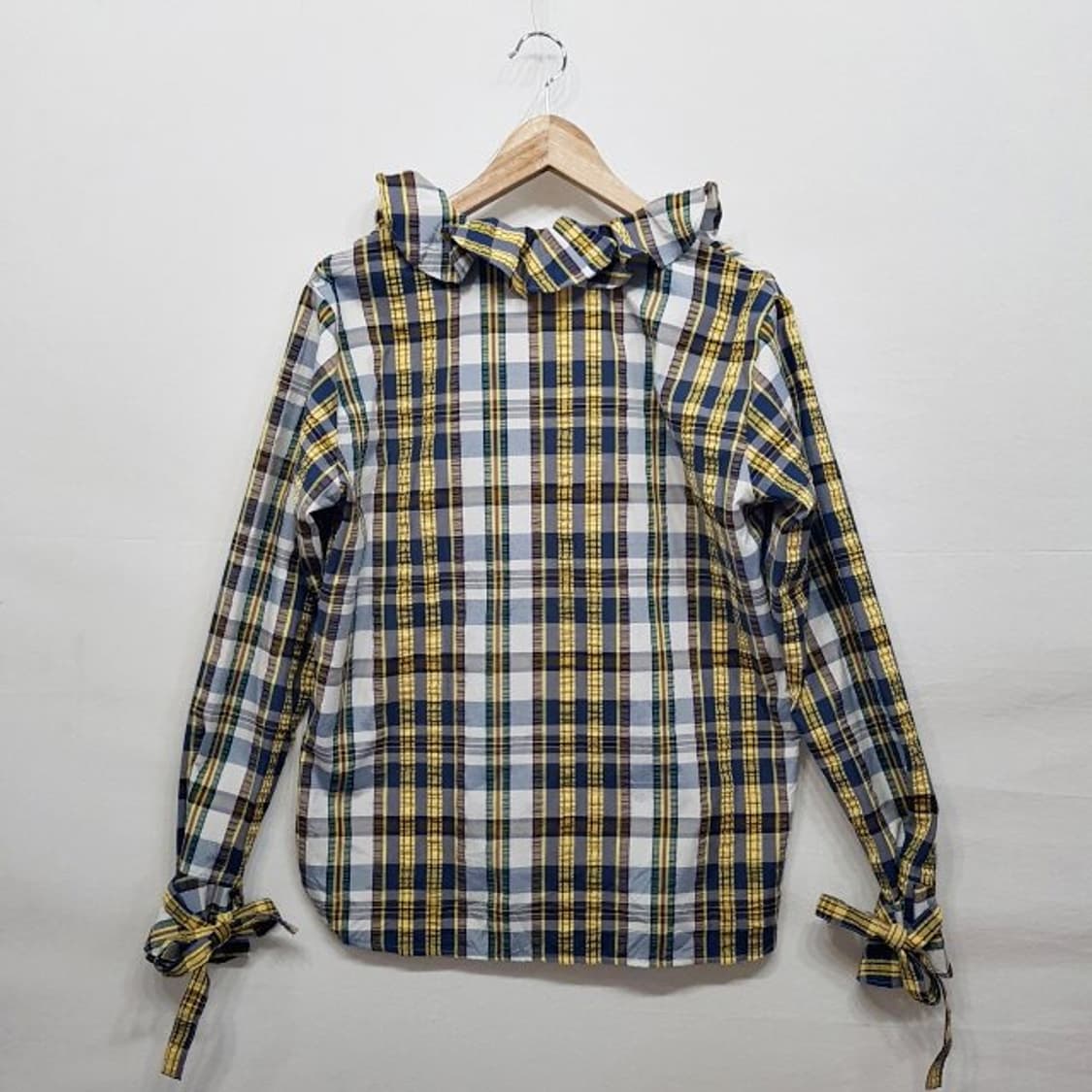 [새상품] JWANDERSON 유니클로 프릴 셔츠 상품이미지3