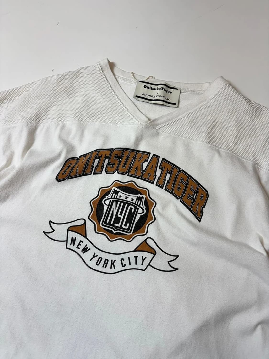 오니츠카타이거 프론트 그래픽 코튼 반팔 티셔츠 PN9555 상품이미지2