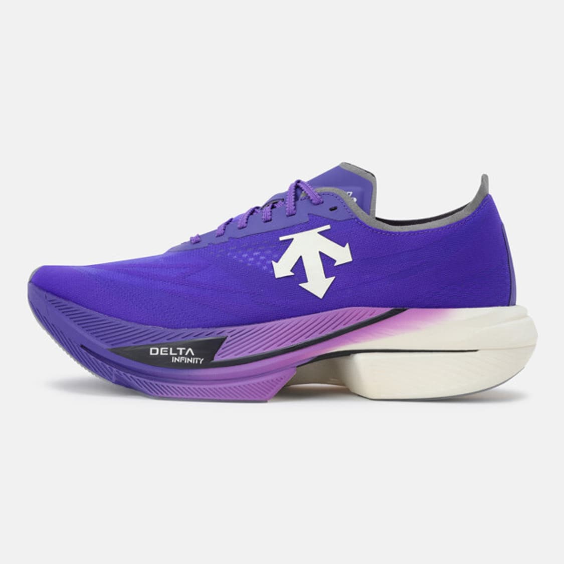 데상트 델타프로 EXP V3 상품이미지1