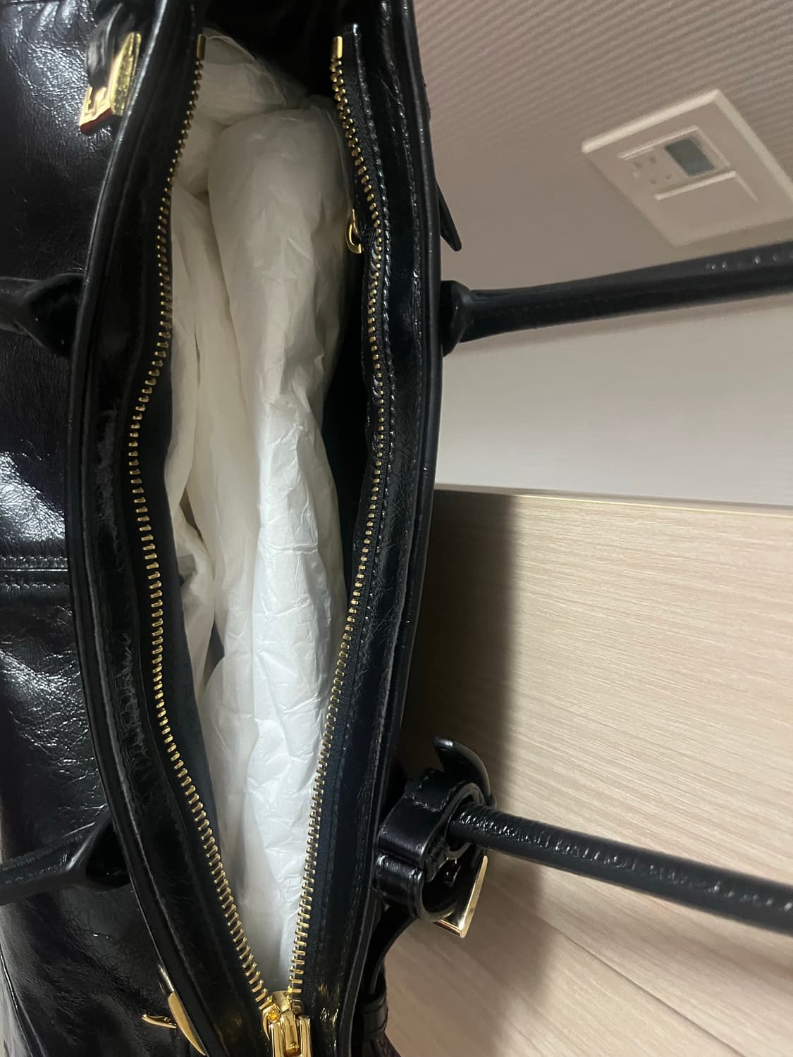 프라다 보니 미디엄 가죽 핸드백 상품이미지4