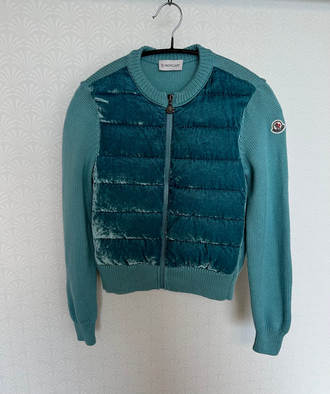 Moncler 키즈 MAGLIA 니트 구스밸뱃집업(10세) 상품이미지2