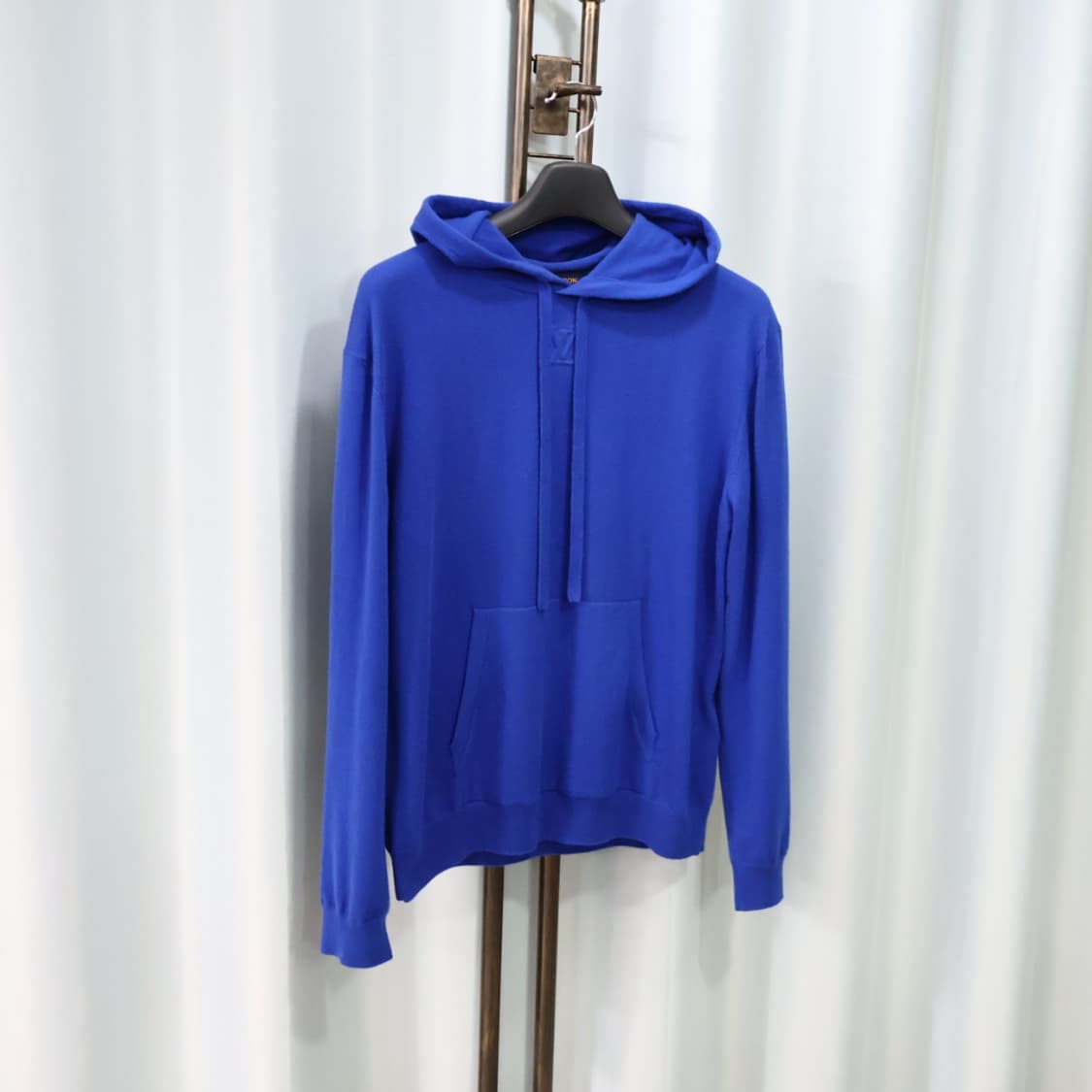 루이비통 LV 로고 자수 엠보스 캐시미어 후드티 XL/105 상품이미지3