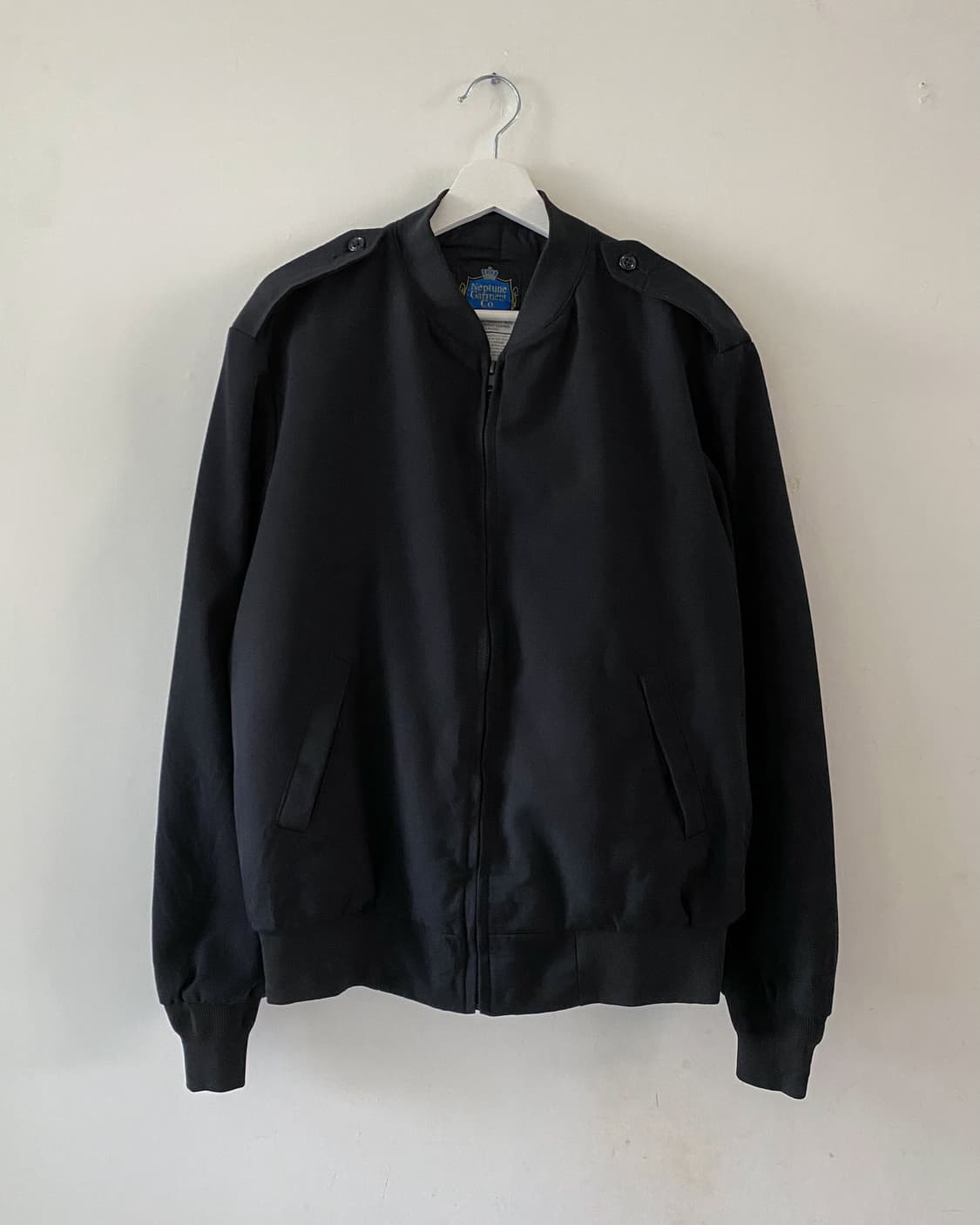 Neptune Garment Co. 미해군 오피서 봄버 자켓 상품이미지1