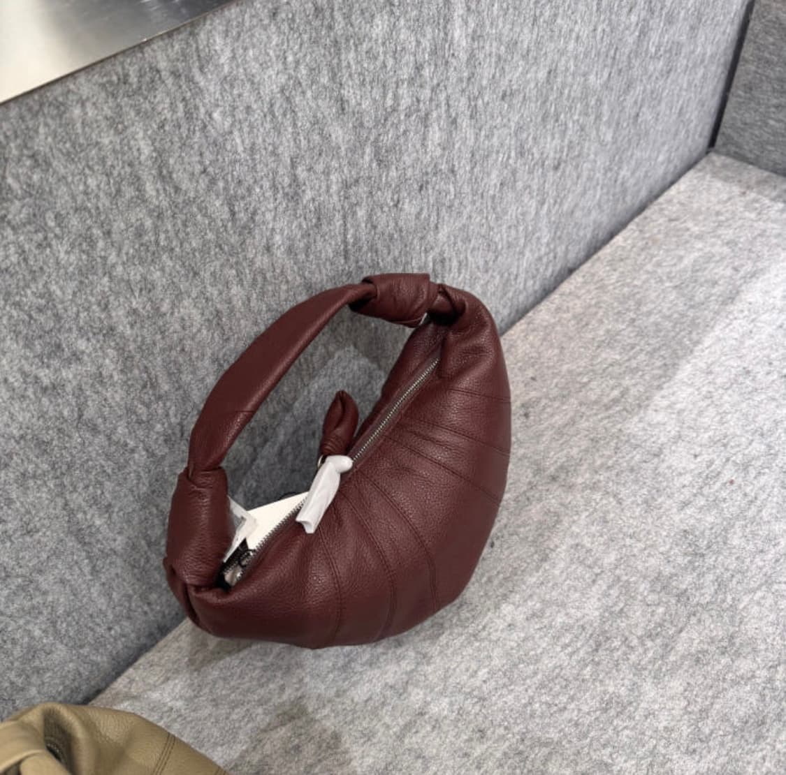 르메르 미니 포춘 로스티드 피칸 새상품 미사용 상품이미지3