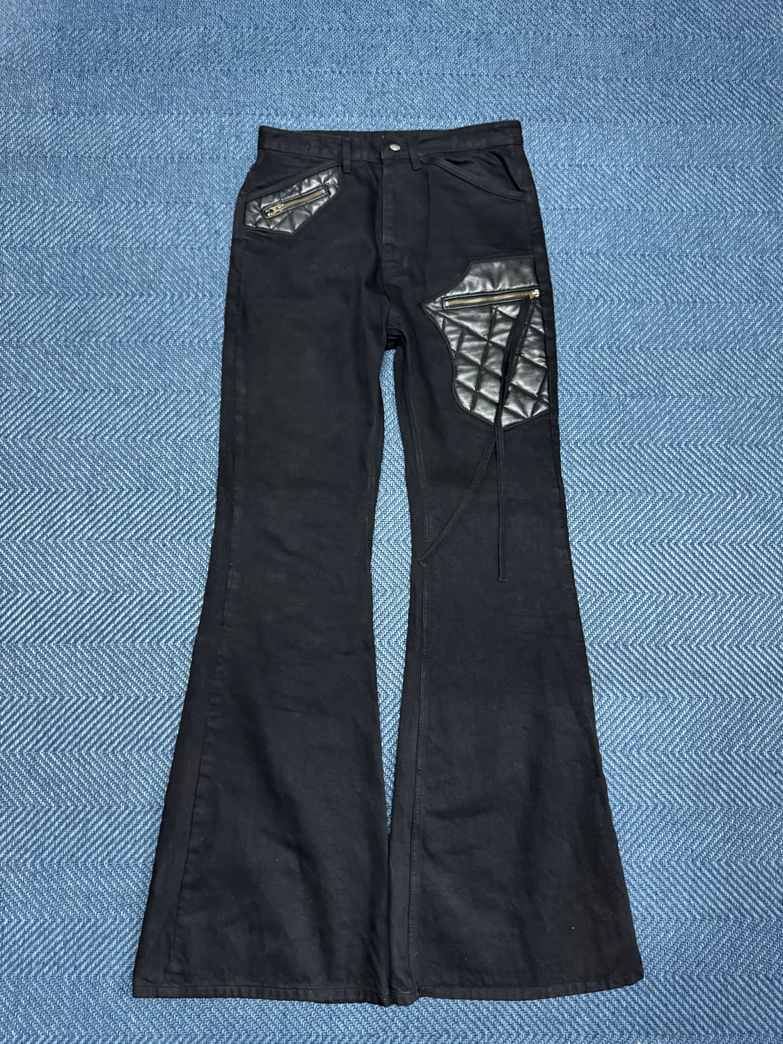 emostanceclub 레더 패치 플레어진 상품이미지1