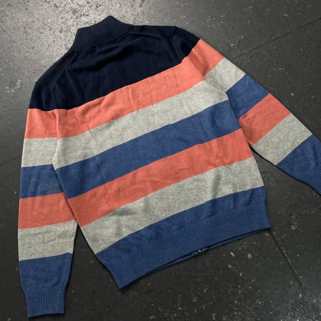 100 헤지스 니트집업 상품이미지5