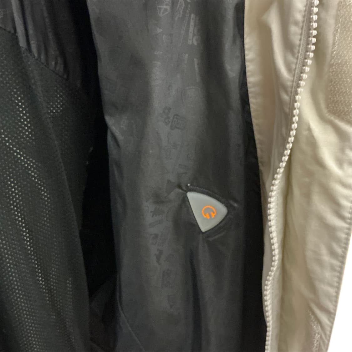 나이키 ACG 유틸리티 윈드브레이크 상품이미지5