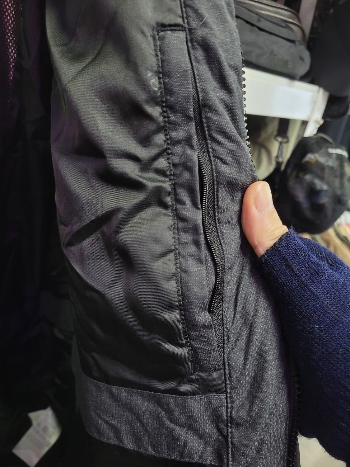 Adidas 아디다스 후드 롱패딩 그레이 (후드 분리형) 상품이미지7