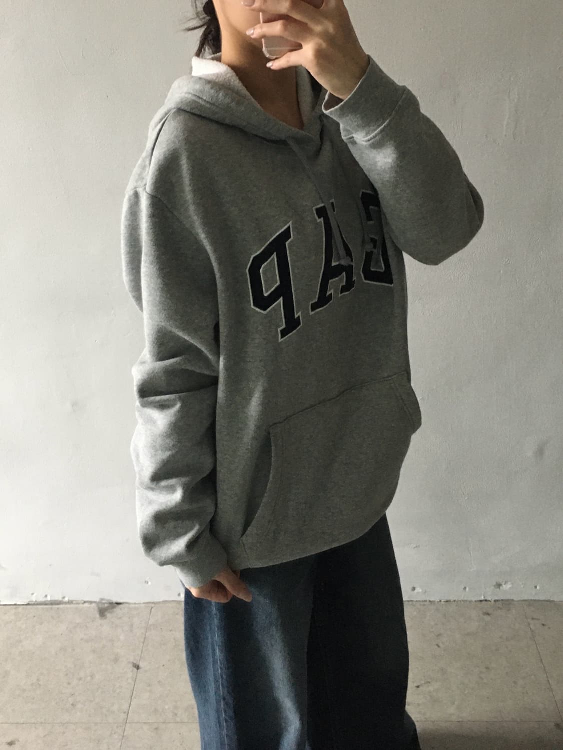 갭 빅로고 후드티 상품이미지2