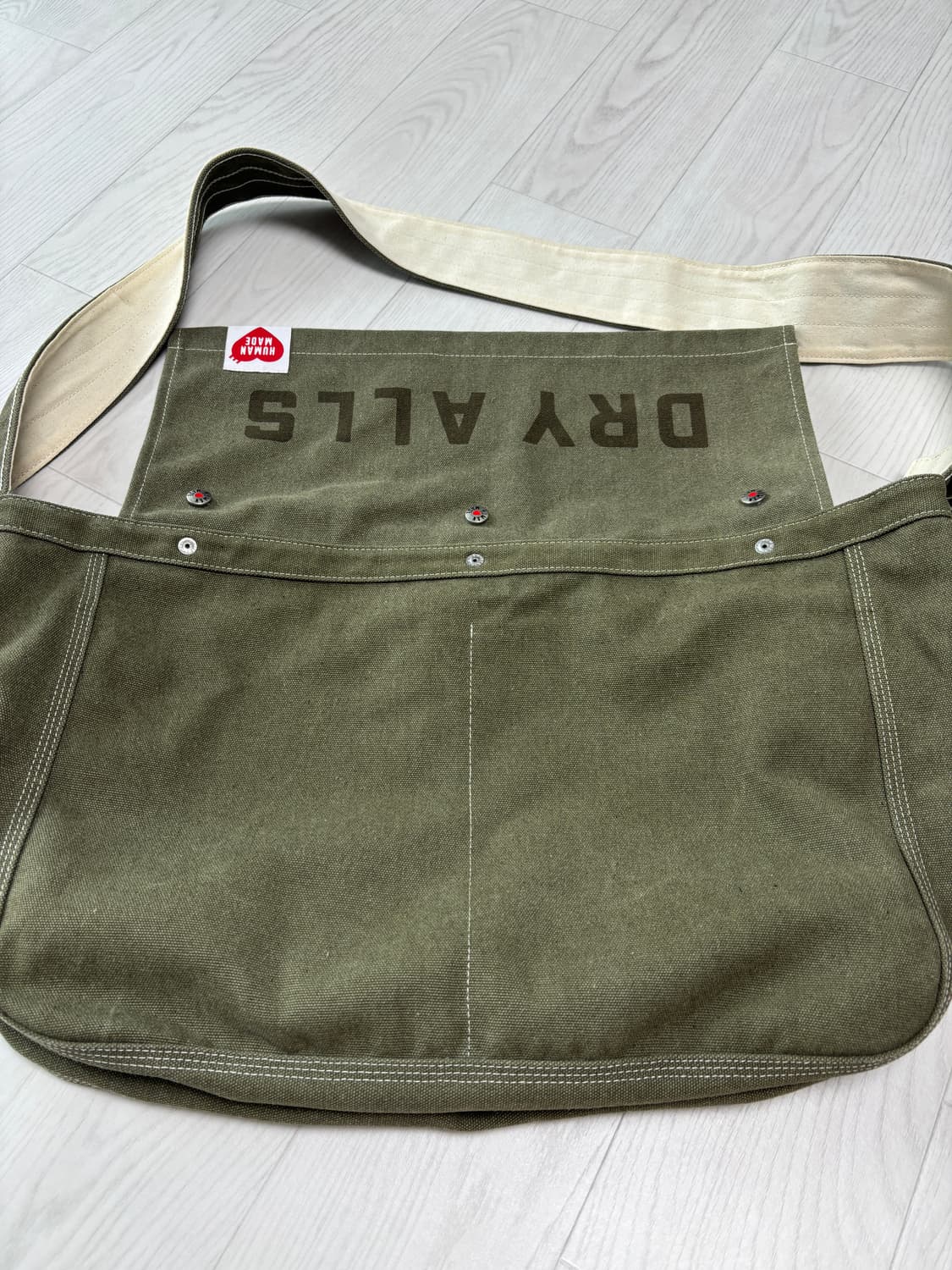 휴먼메이드 메일백 카키  상품이미지6