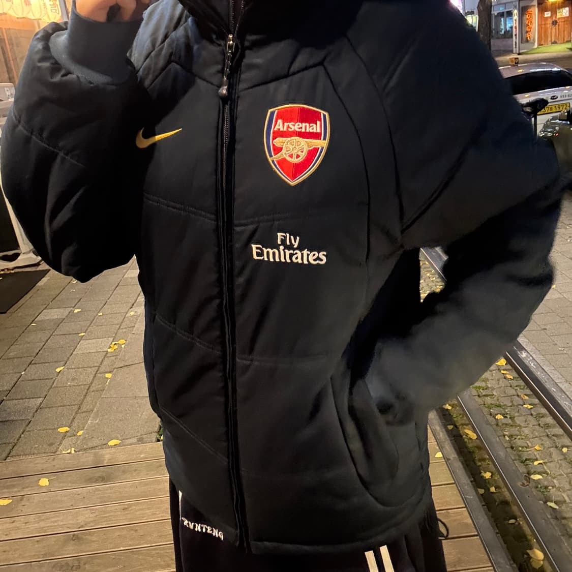 나이키 아스날 경량패딩 네이비 상품이미지2