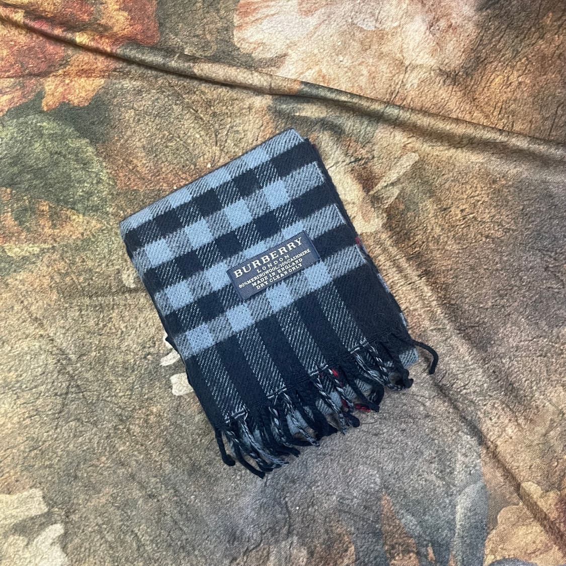 버버리 빈티지 울캐시미어 네이비체크머플러 상품이미지3