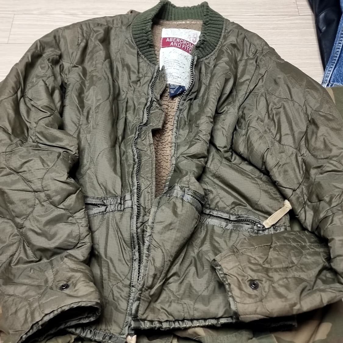 아베크롬비 m65 디비전 필드자켓 카모(100-105) 상품이미지2