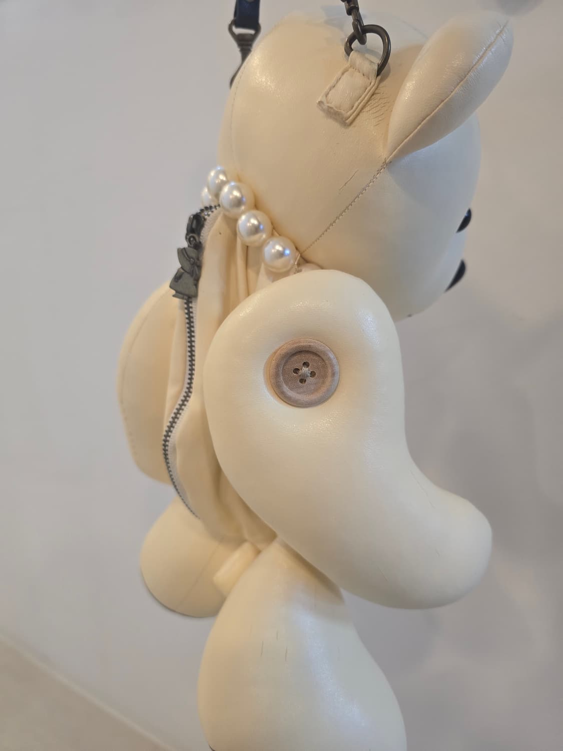 곰돌이 레더토트백 상품이미지5