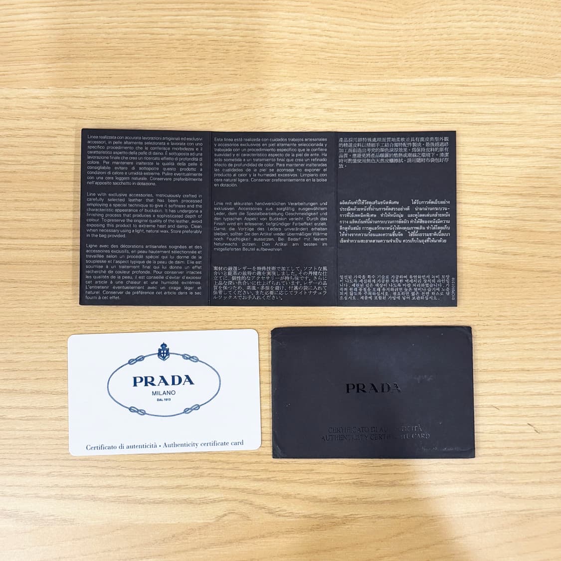 프라다 레더 토트백 골드 로고 더블 핸들 사이드 지퍼 디테일 브라운 상품이미지9