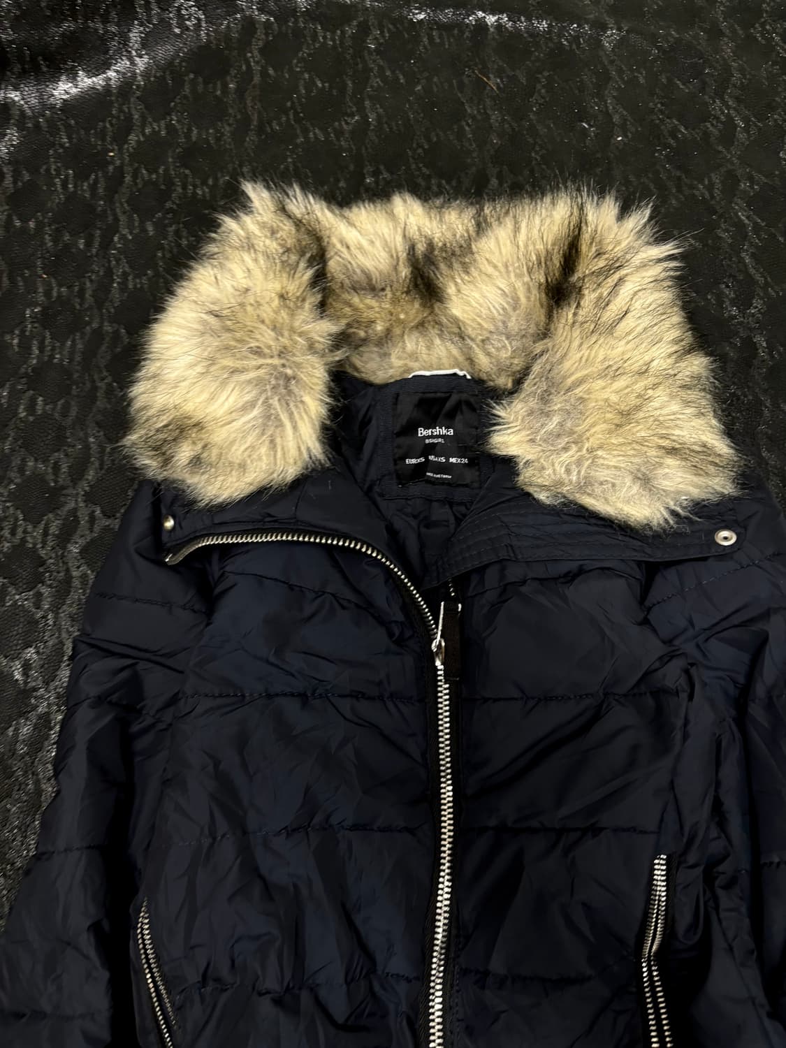 “Bershka” Fur Trimming Navy Padded Jacke 상품이미지3