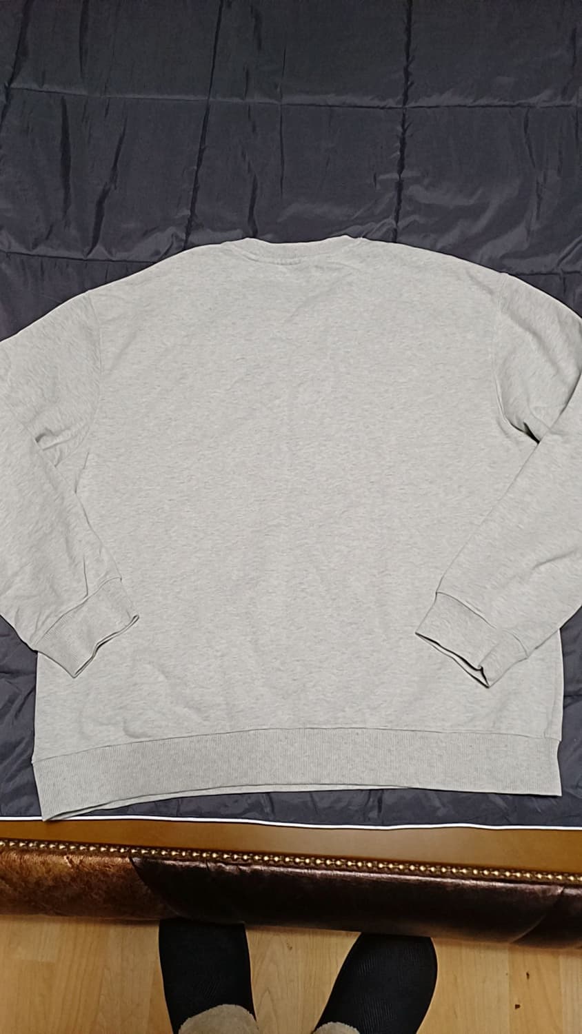 알렉스앤에이든 오버핏맨투맨 105 가슴62 기장70 상품이미지3