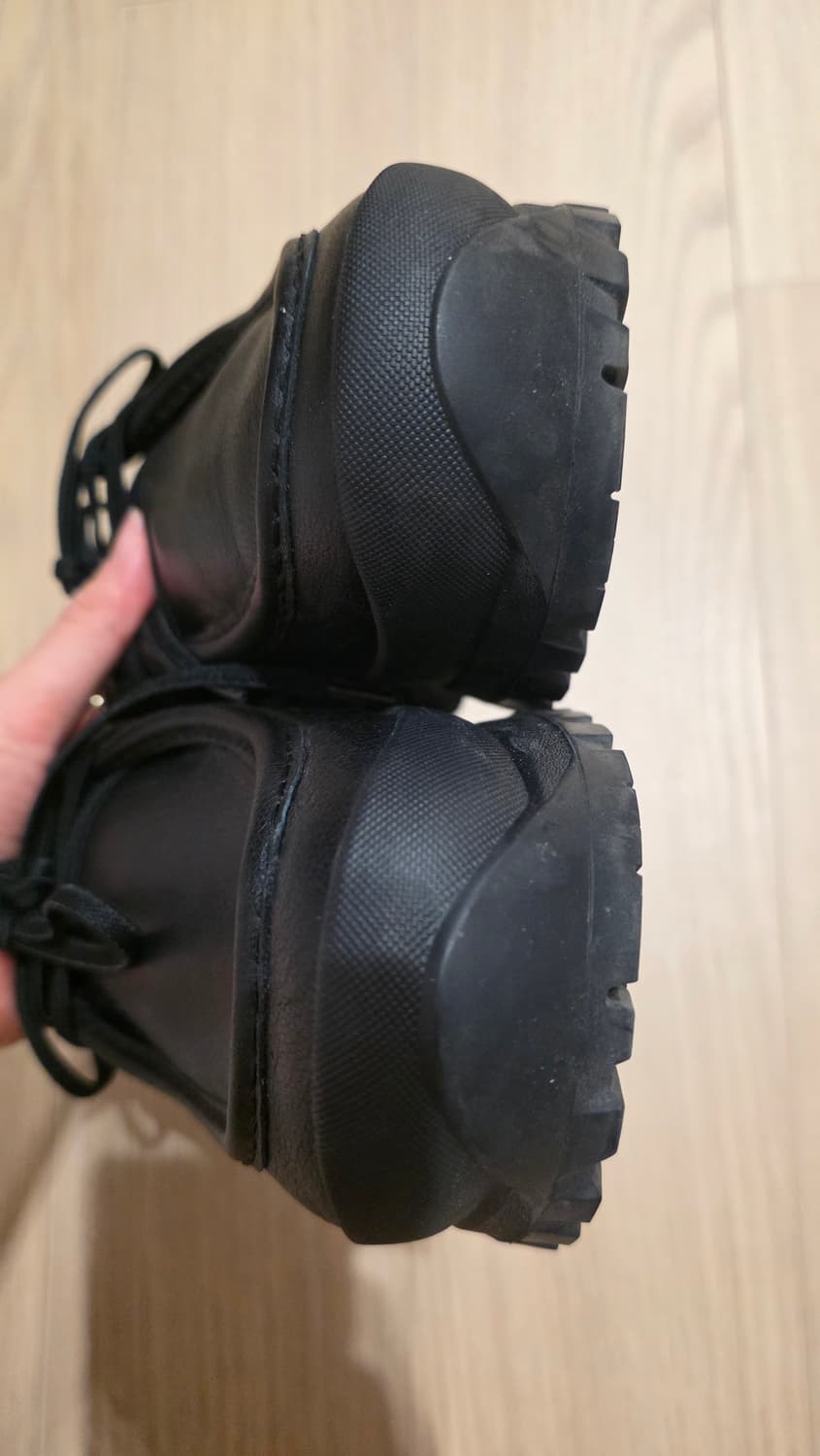 얼바닉 티롤리안 비브람 로퍼 블랙 상품이미지6