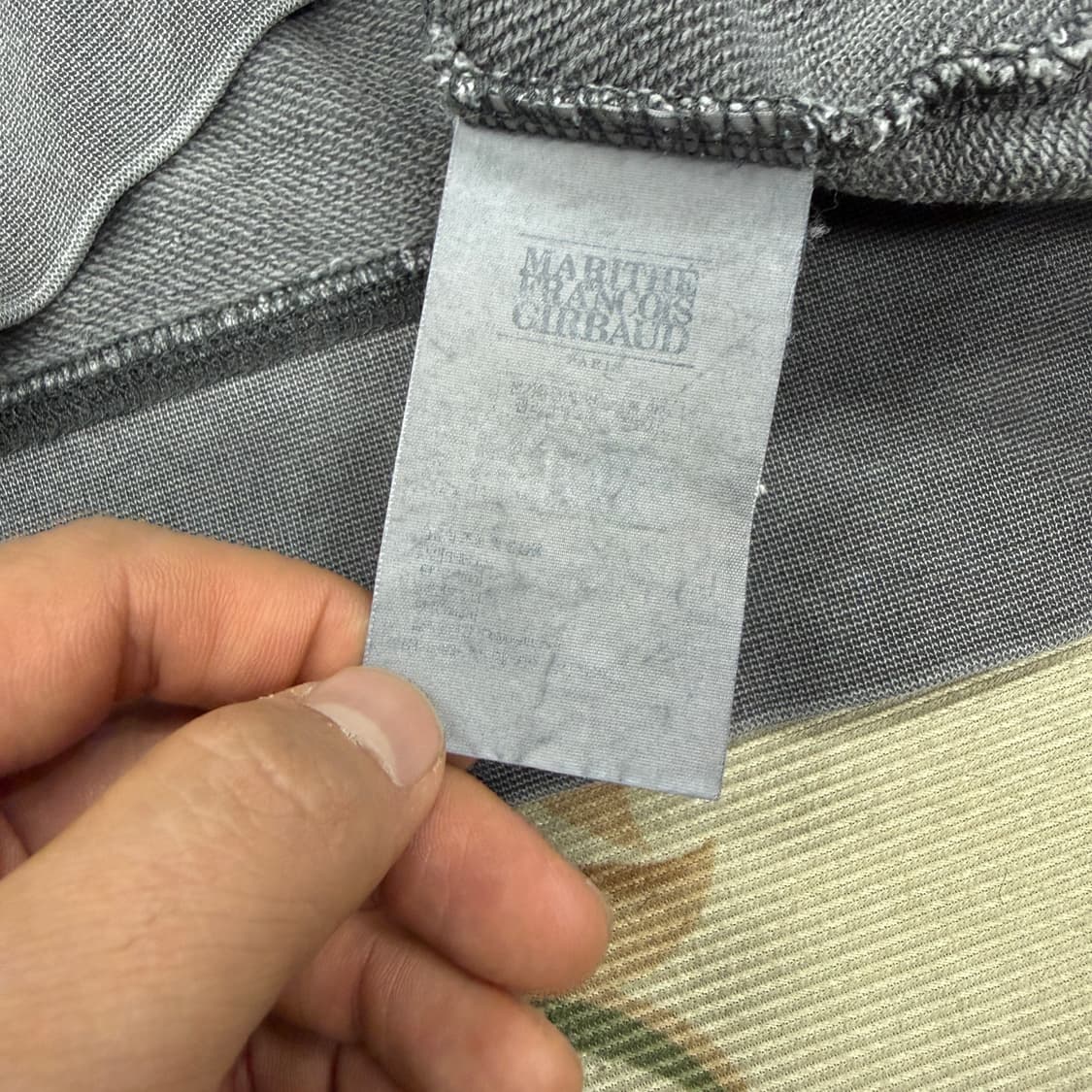 (XL)마리떼 프랑소와 저버 피그먼트 맨투맨 상품이미지3