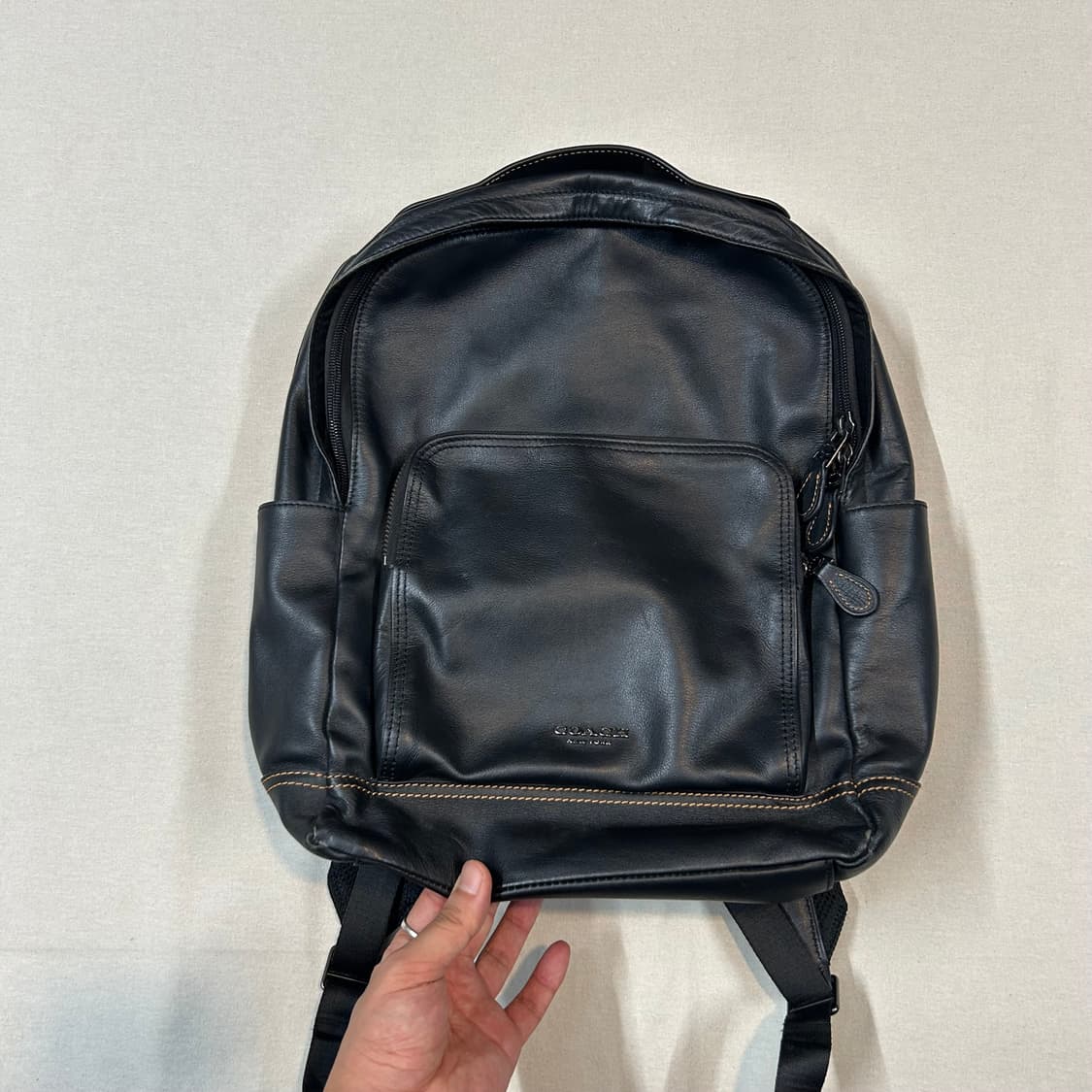 코치 COACH 레더 백팩 블랙 상품이미지1