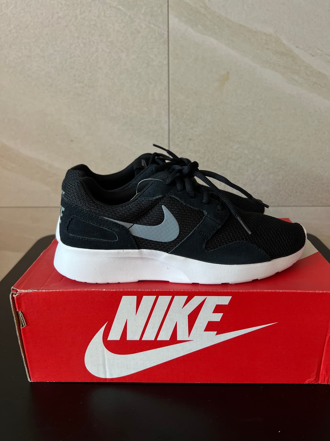 [255] 나이키 카이시 (블랙/화이트) - 초경량 데일리 운동화 상품이미지2