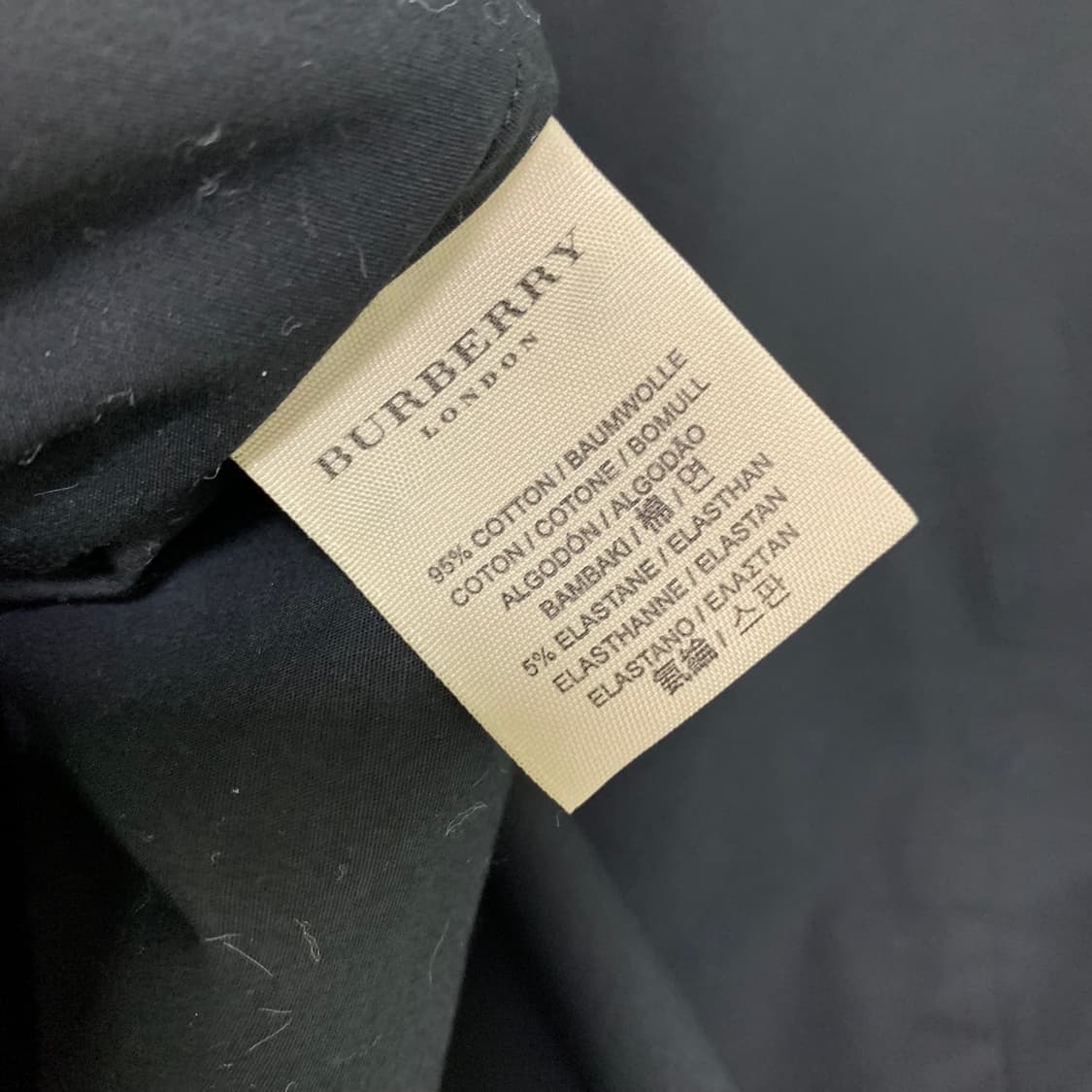 버버리 여성 7부소매 크롭 블랙 셔츠 XS 긱시크 빈티지 상품이미지5