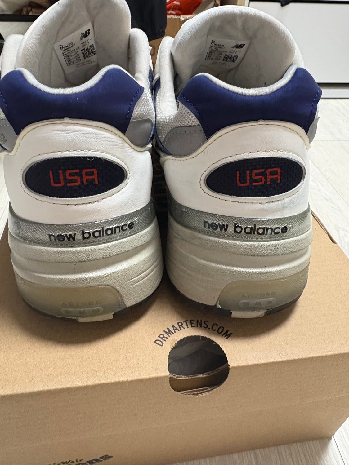 뉴발란스 992 USA 화이트 네이비 275 상품이미지4